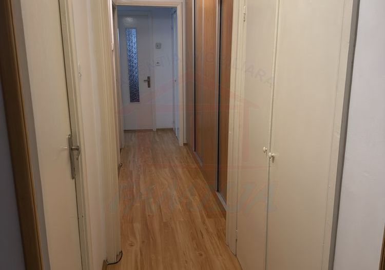 Apartament 3 camere decomandate, etaj 2 – zona Piata Centrala - Poză 5