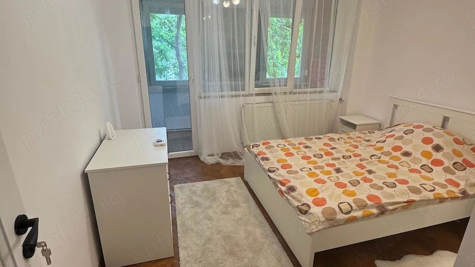 Decomandat,etaj 2, recent renovat, aproape de Iulius Mall si centru - Poză 1