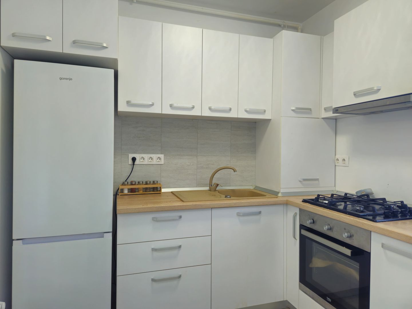 Apartament 2 camere decomadat loc parcare Rond OMV  Pipera - Poză 3