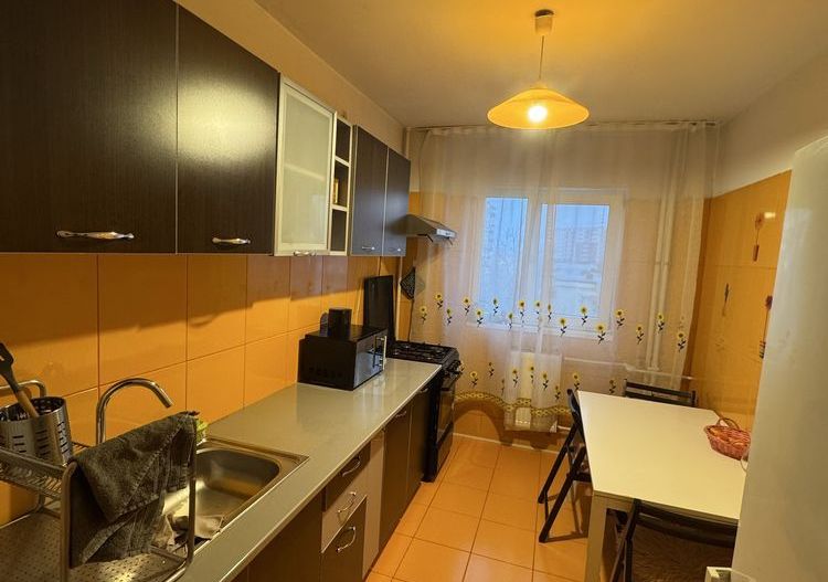 De vanzare apartament 2 camere Gorjului - Poză 3