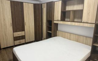 Apartament 3 camere | Etaj 3 | Balcon | 2 Bai | Central - Poză 2