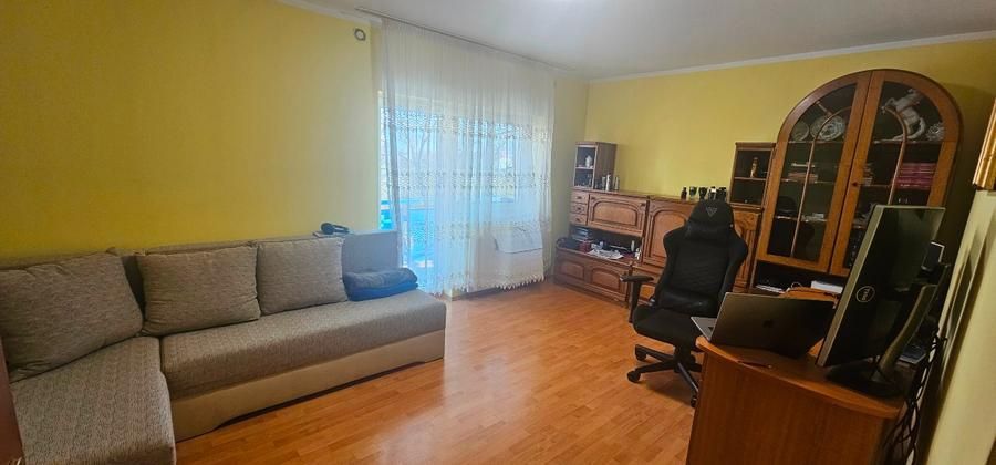 BRASADAS vinde ap 3 cam 72mp etaj 2/4 - Micro 17. - Poză 1