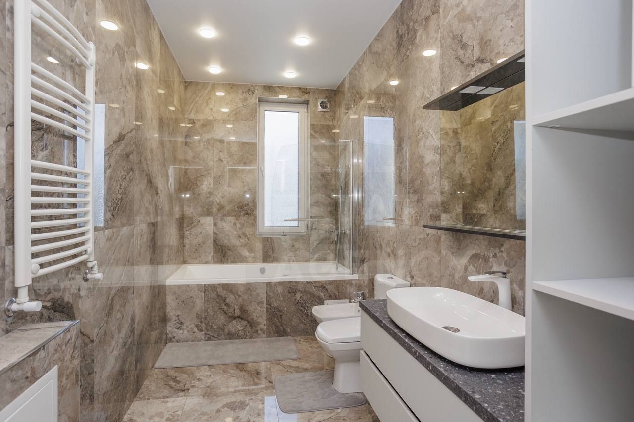 Vânzare, casă modernă 2 nivele, 200 mp + 5 ari șos. Hîncești, Centru - Poză 25