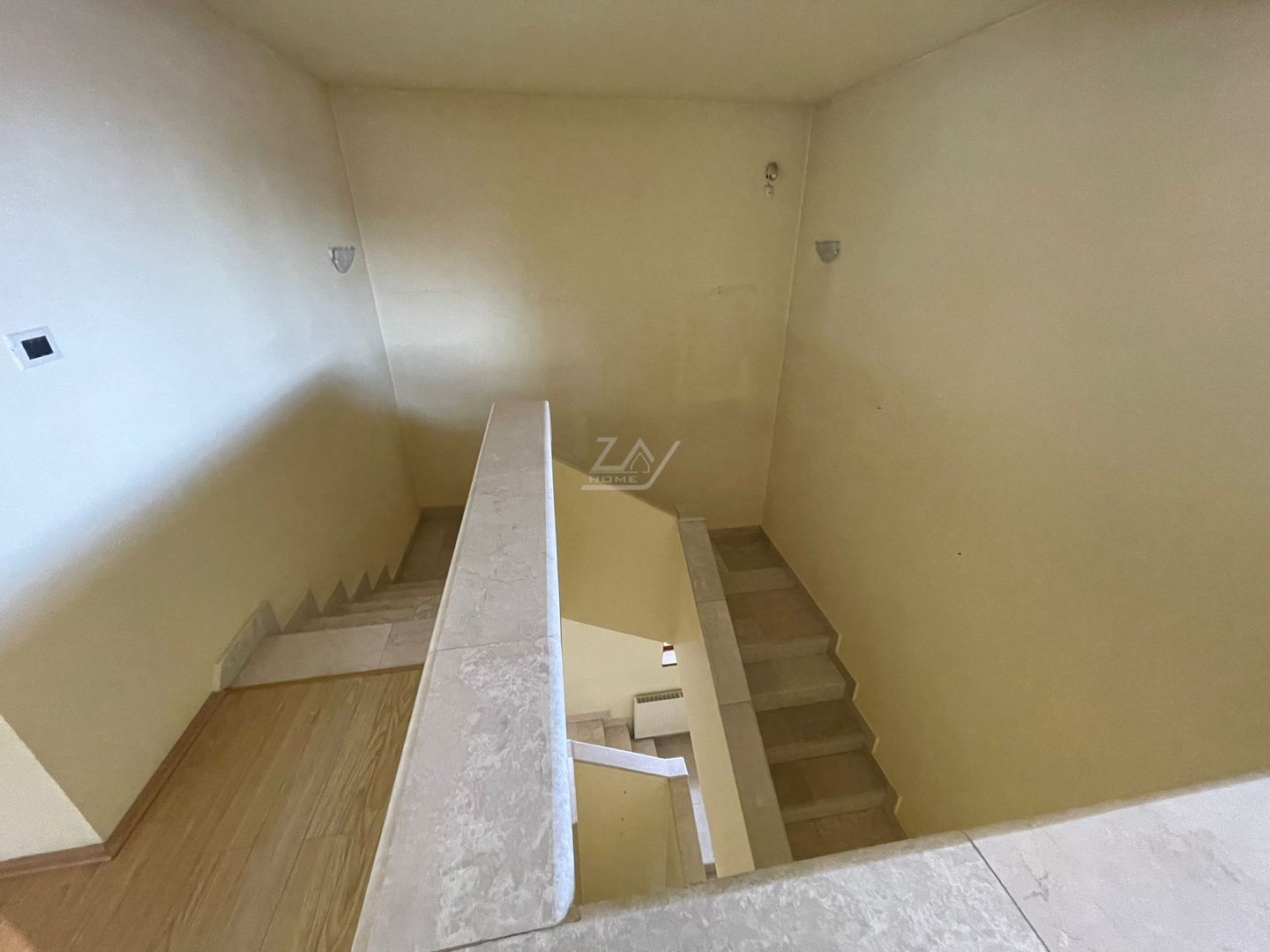 Casa individuala deosebita in zona Girocului - pozitie excelenta. Garaj dublu. - Poză 21