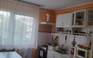 Garsonieră 32 m² etaj 2 str. Pescarilor - Poză 1