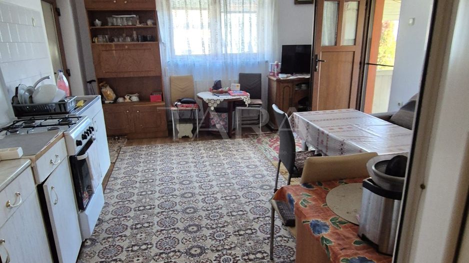 Teren Generos 1.580 mp, casă Individuală, oportunitate de Investiție. - Poză 2