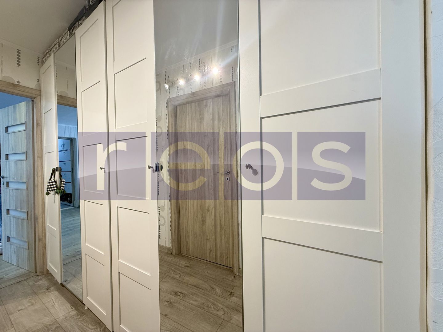 VÂNZARE 3 CAMERE | ZONA TITAN | MOBILAT ȘI UTILAT - Poză 17