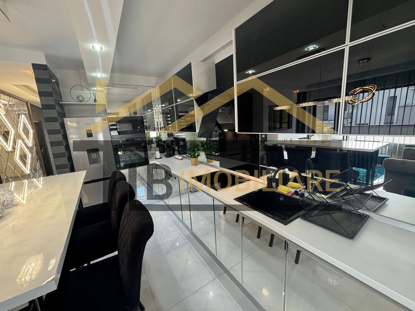 Penthouse, 3 camere, 81mp, terasa, parcare, zona strazii Lalelelor - Poză 6