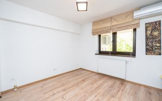 COMISION 0% - Apt.3 camere si Loc Parcare, bl. 1997, vedere gradina, metrou 8min - Poză 9