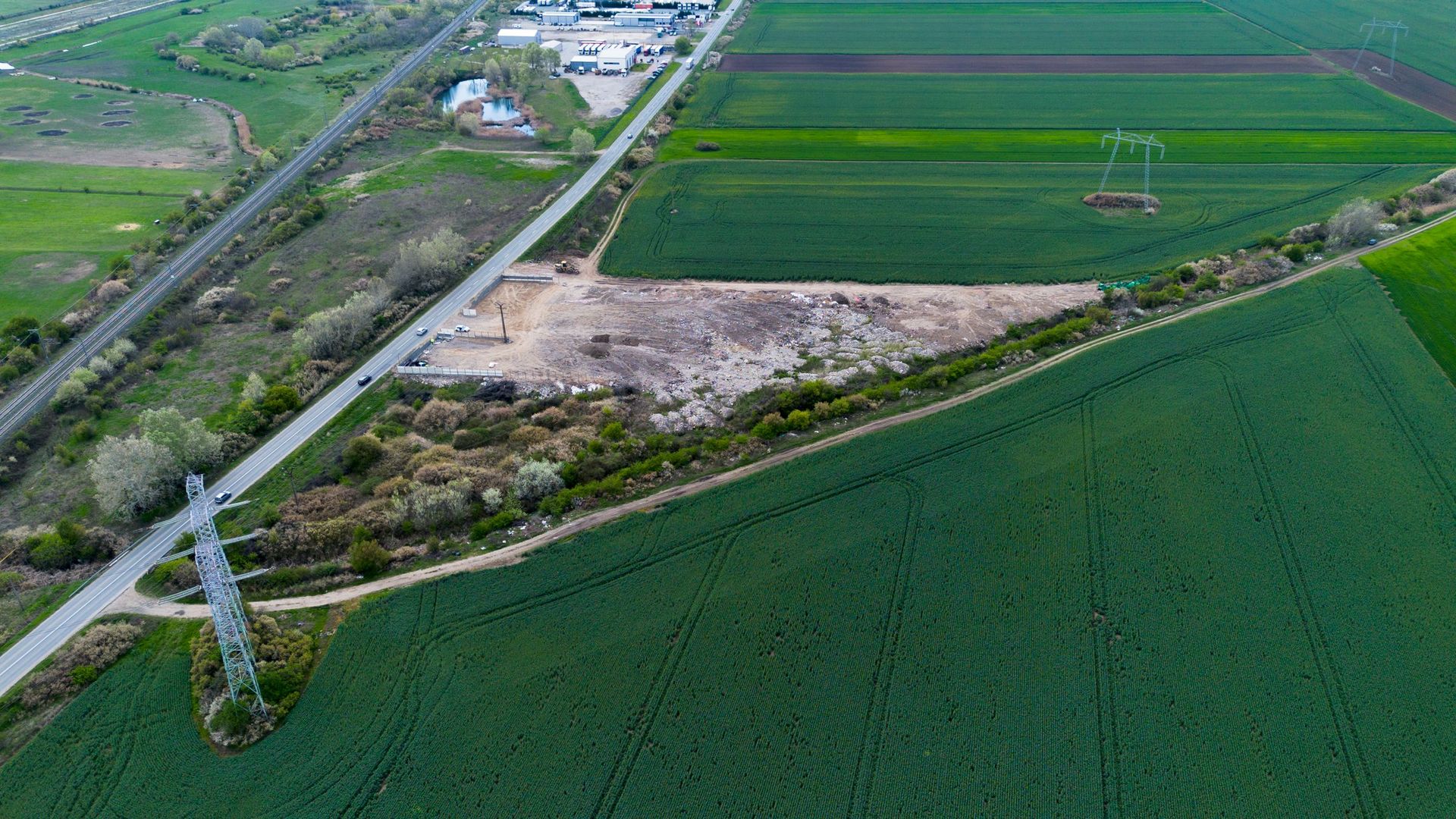 Teren extravilan 10.000 mp – PUZ în curs - Poză 2