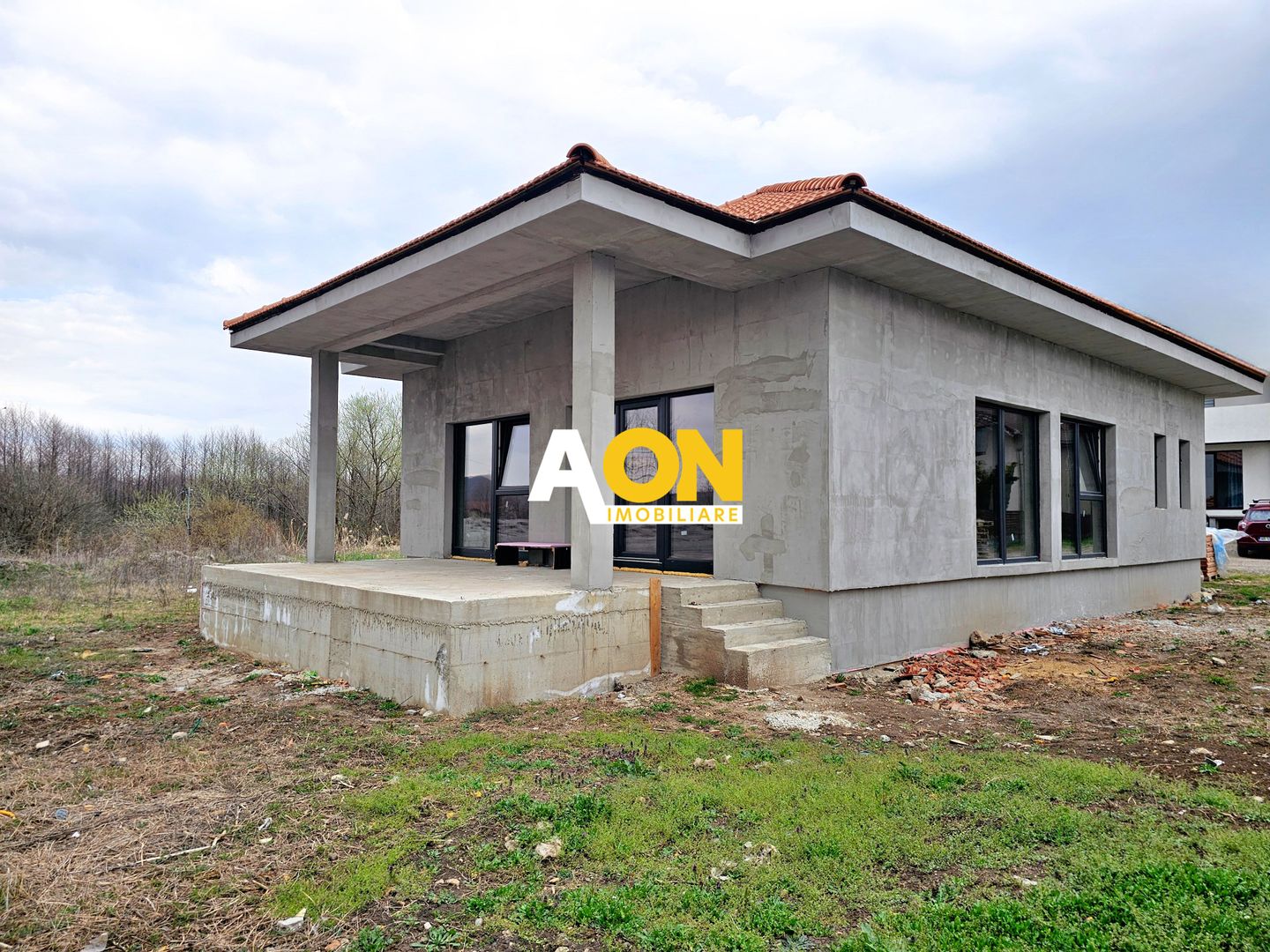 Casa nouă 123 mp utili, semifinisată, 535 mp teren, pod mansardabil - Poză 1