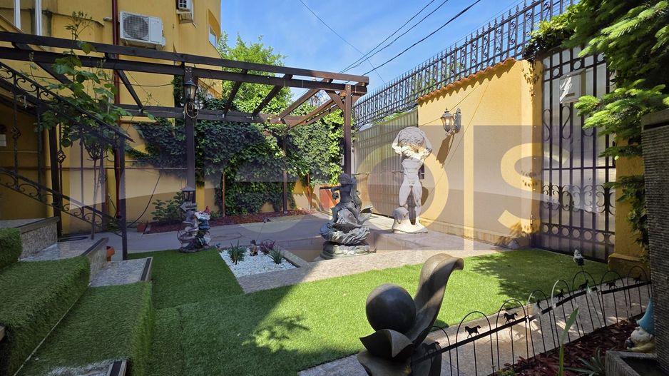 VANZARE CASA 10 CAMERE | ZONA VATRA LUMINOASA - Poză 24