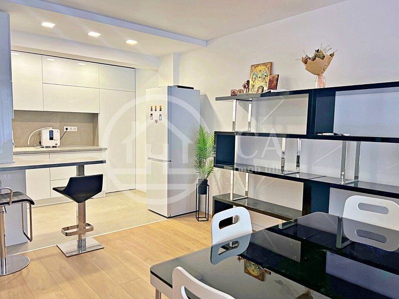 Apartament 3 camere de vanzare in cart. Luceafarul Oradea - Poză 5