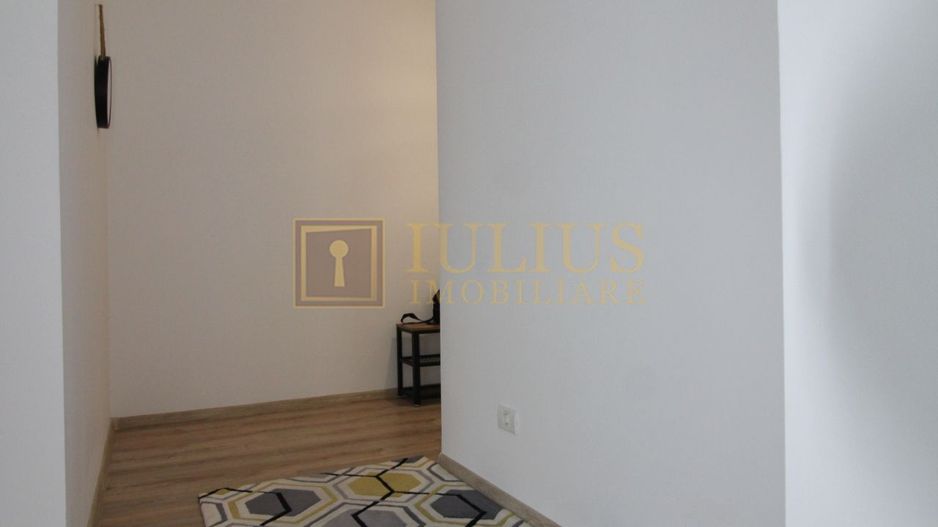 Vivalia -Take Ionescu; loc de parcare - Poză 12