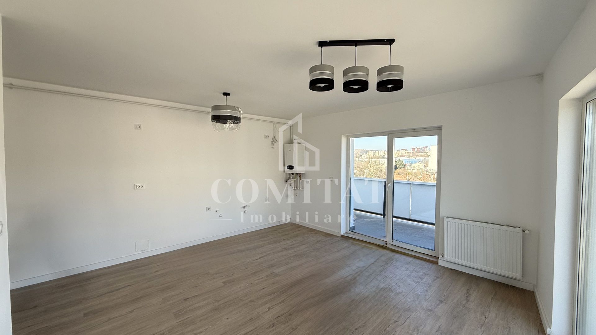 Preț excelent | Apartament cu 4 camere, 2 băi | Dâmbul Rotund - Poză 2