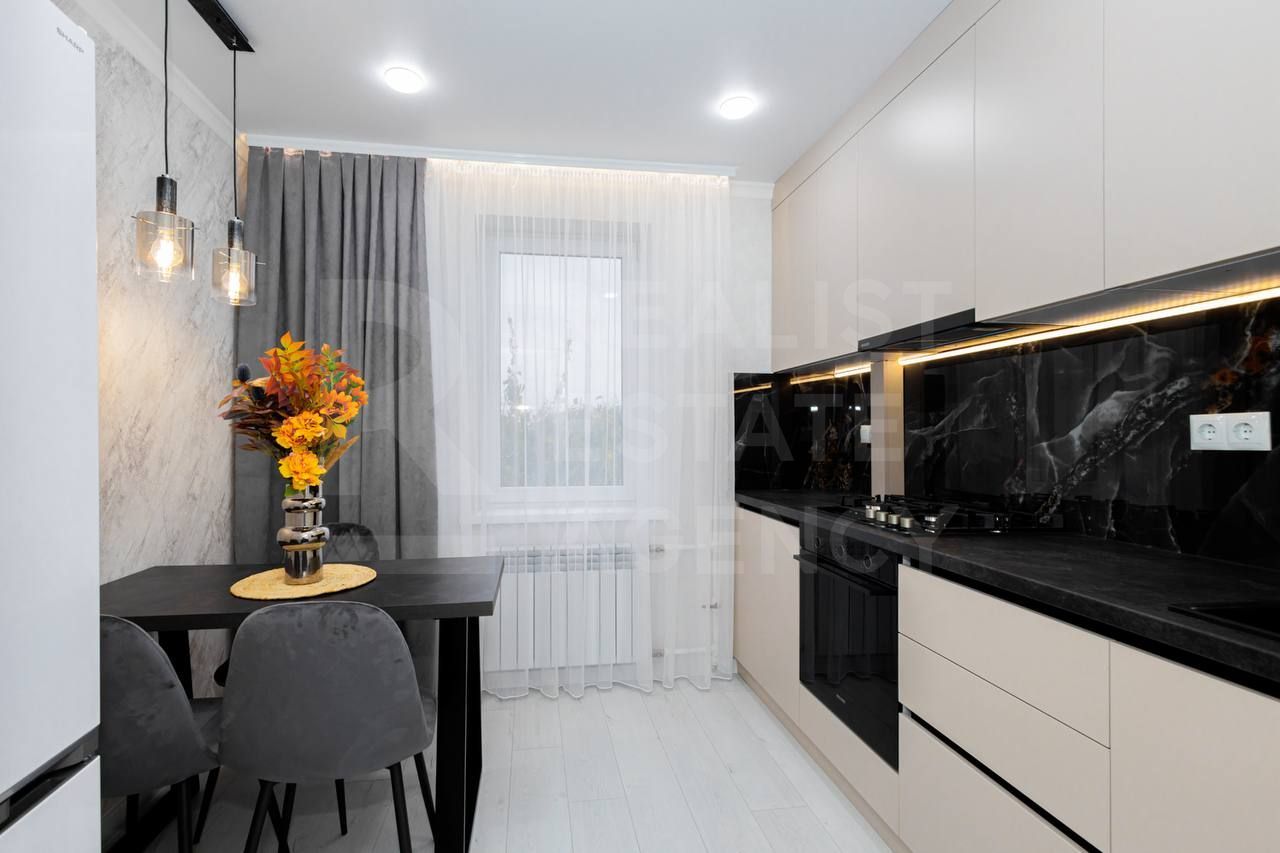 Vânzare, apartament, 2 camere, str. Vasile Lupu, Buiucani - Poză 2