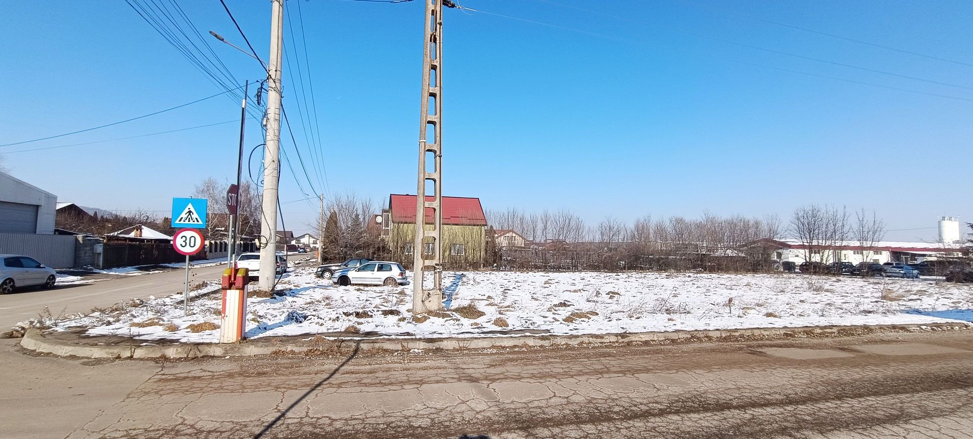 Teren intravilan zona semicentrala Harman - Poză 5