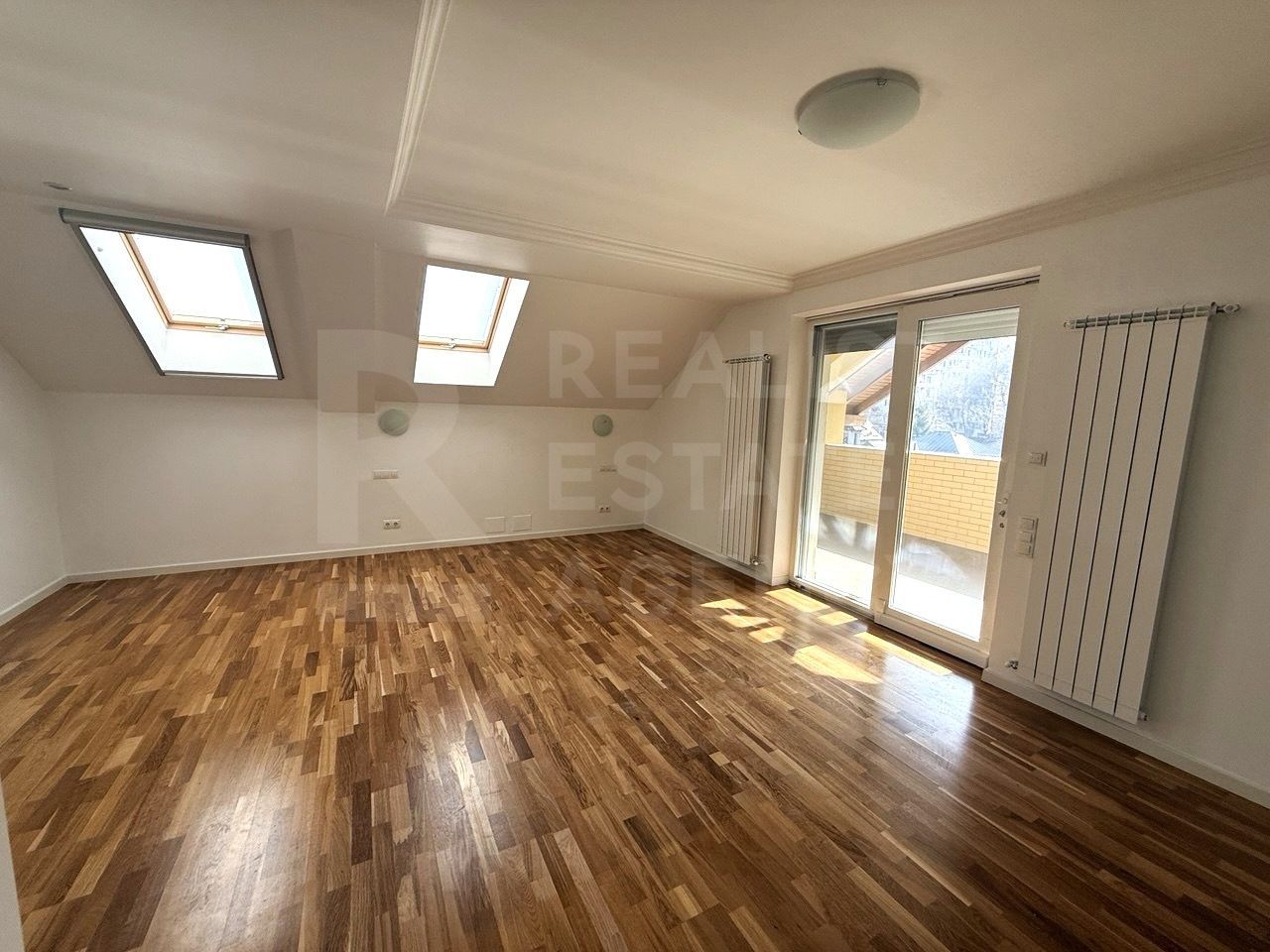 Chirie, casă, 5 camere, str. Frumoasa, Centru - Poză 8