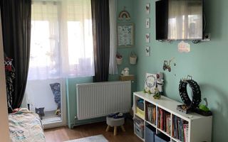 BRASADAS vinde ap 2 cam etaj 4/4 Dariu Pop - Poză 1