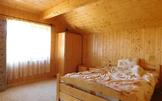 Casă de vacanta de vanzare, in Marisel, langa Cabana Motilor - Poză 15