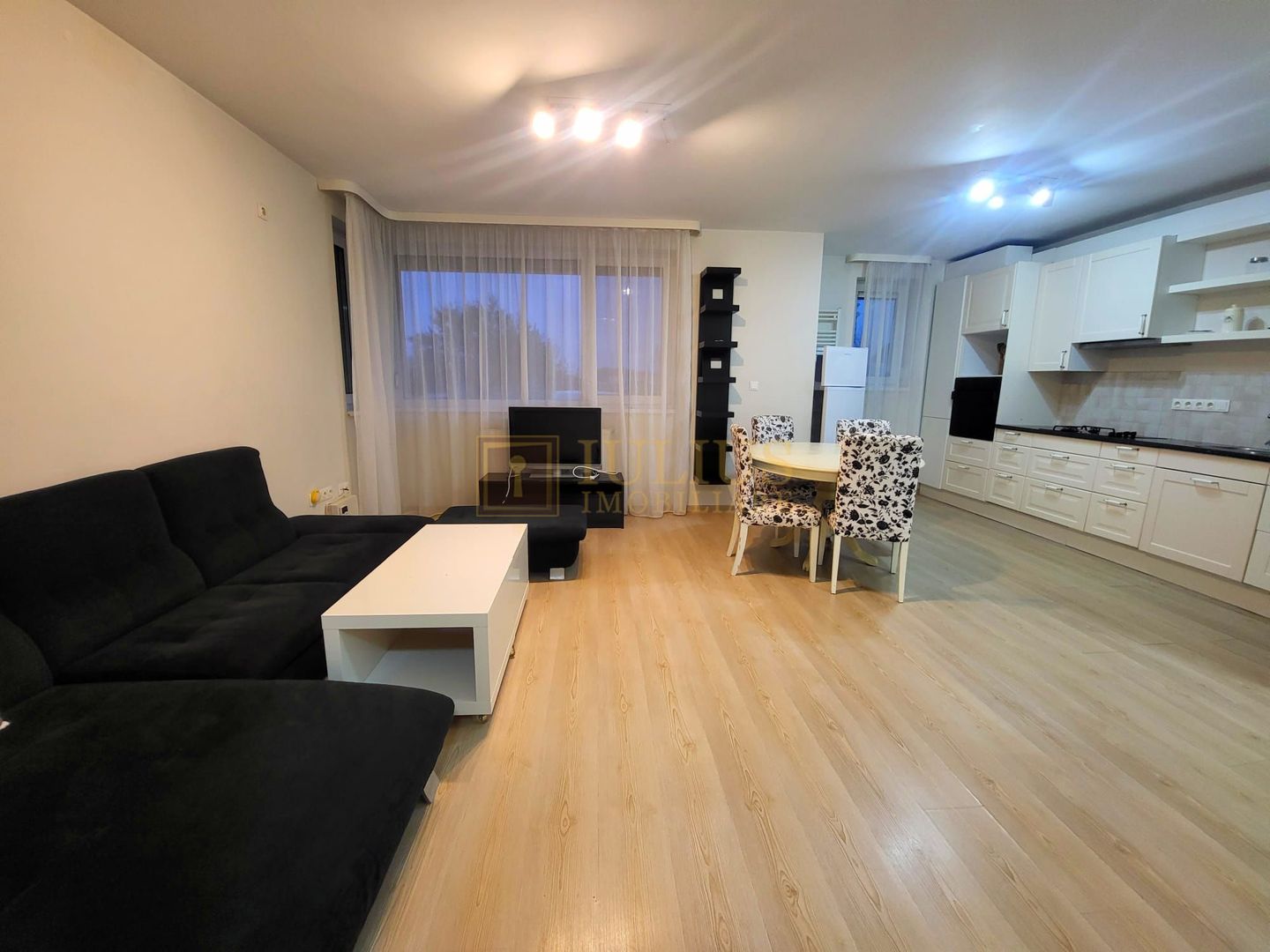 Apartament 2 camere de închiriat – Ghiroda - Poză 1