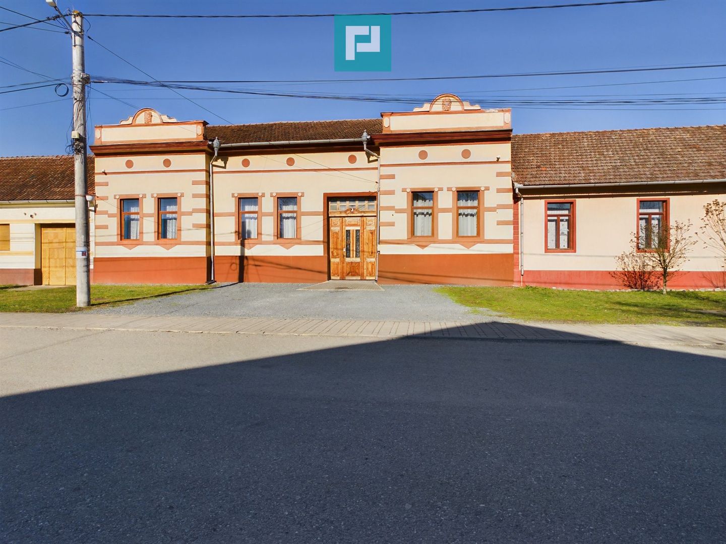 Conac cu poveste, Săvârșin - Poză 3