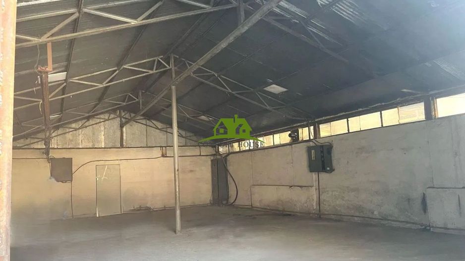 Hala Industriala teren imprejmuit la doar 3 minute de centrul orasului - Poză 4