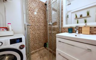 Spațioasă, luminoasă, complet renovată și mobilată, Bloc UNIC - Poză 8