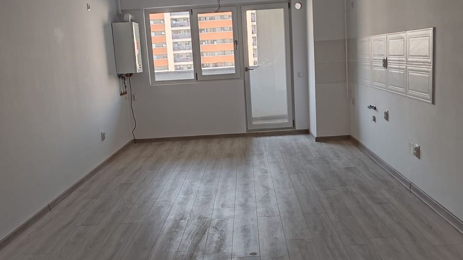Apartament 2 camere Living+ Bucatarie 50 mp Copou 100500 euro - Poză 1