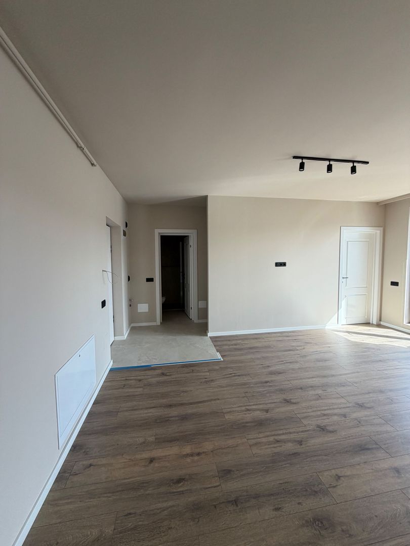 Apartament 2 camere, terasa, etaj intermediar, garaj, Eroilor - Poză 6