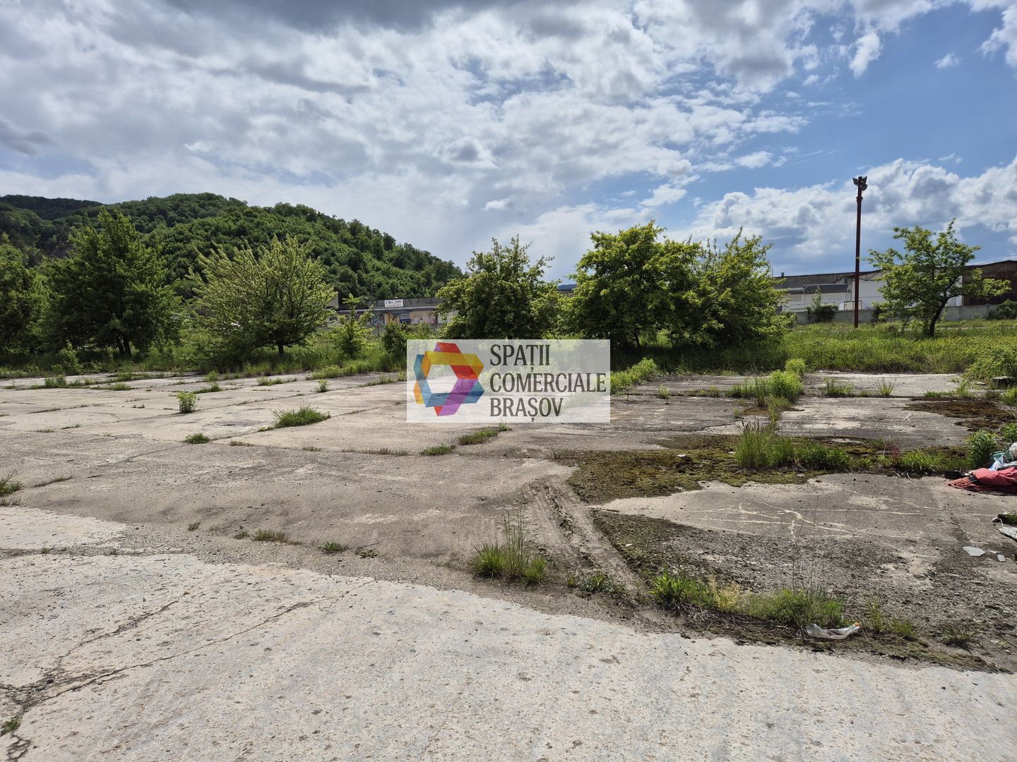 Platforma betonata de inchiriat Brașov - 1000 mp - Poză 4