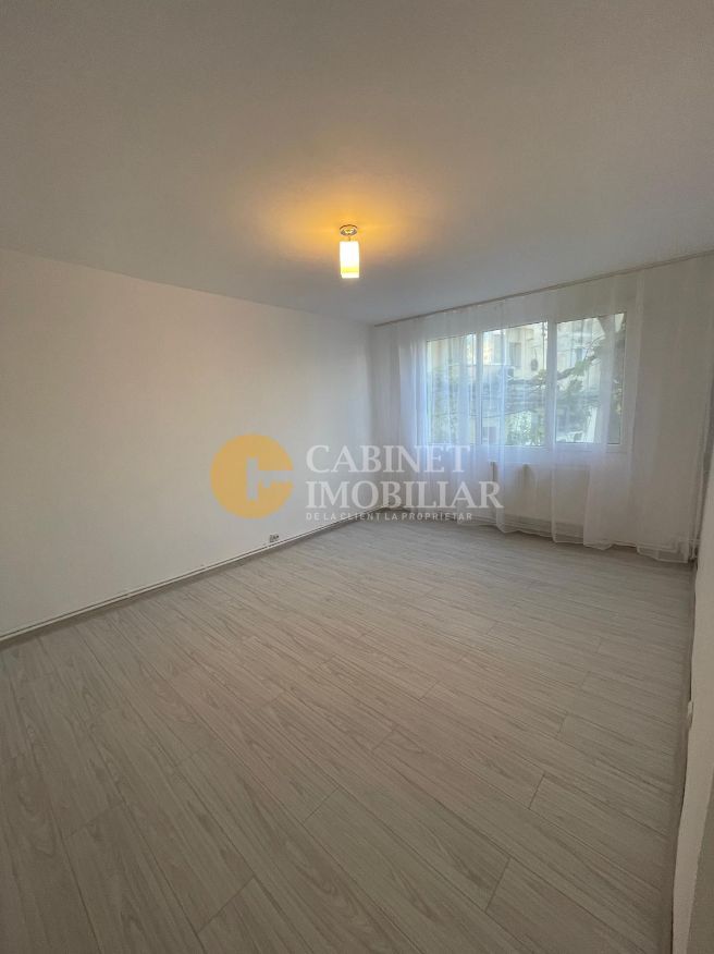 Tatarasi - DECOMANDAT - 55mp - FARA RISC - renovat complet - Poză 1