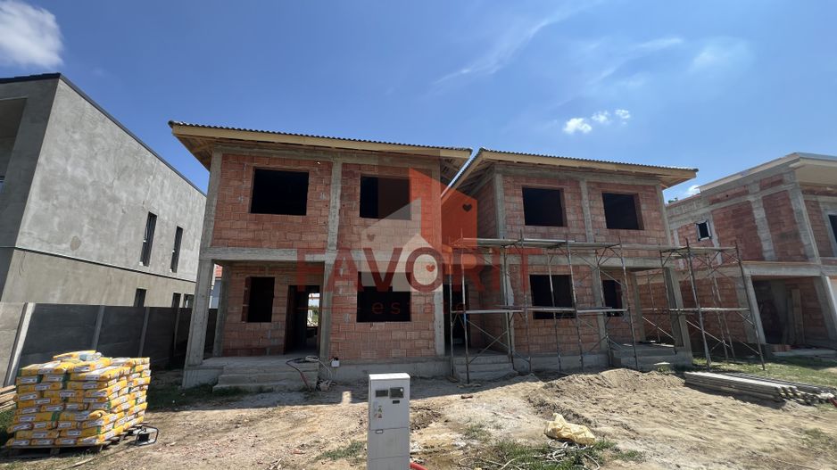 Duplex 5 camere | 130mp | Despartit | Ghiroda-Campus Universitar - Poză 1