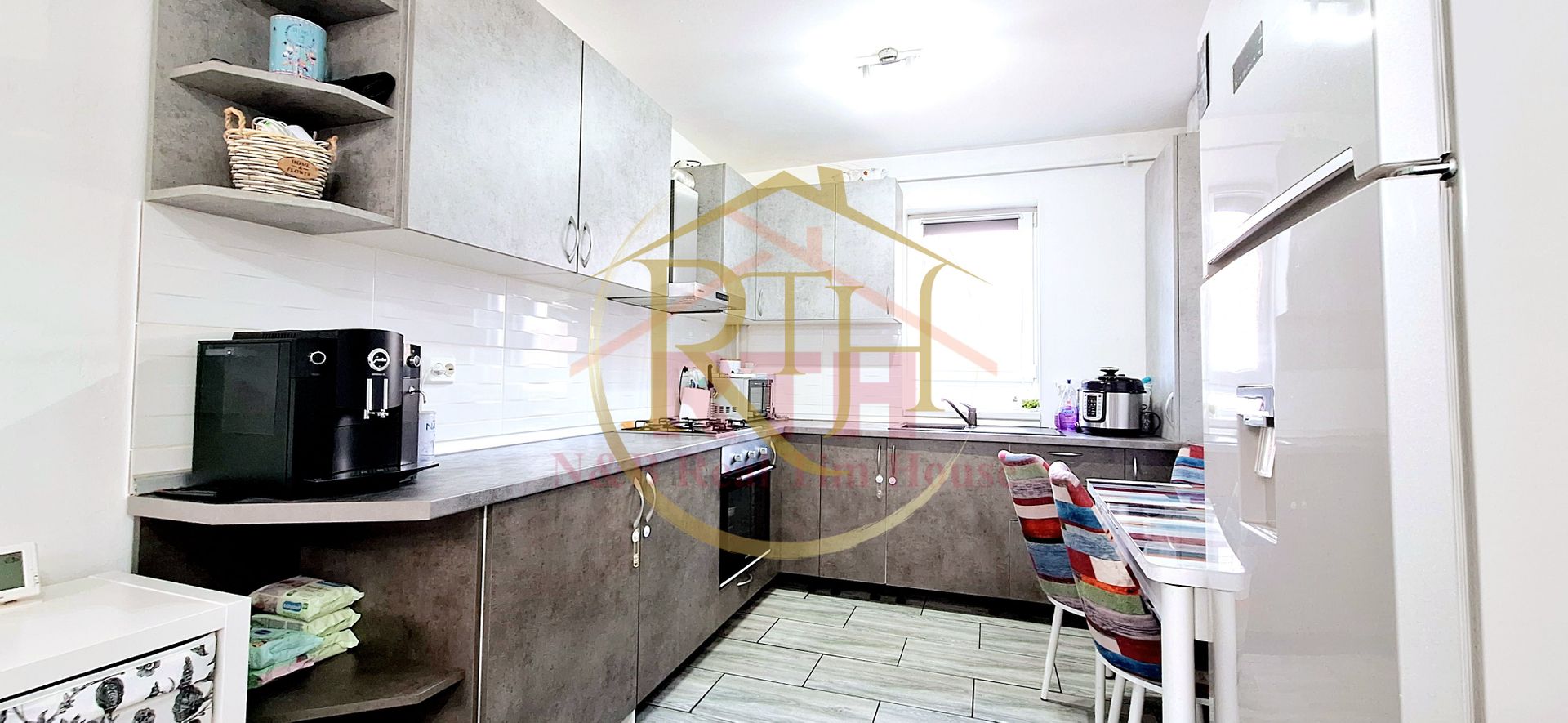 Casa individuala, 3 camere, fara teren, zona Plopi, langa Scoala - Poză 16