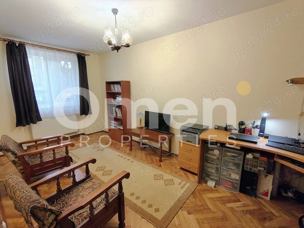 Apartament 3 camere de vânzare – Zona Dragoș Vodă, Baia Mare - Poză 2