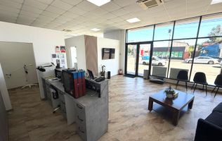 Spatiu comercial pe Bulevardul Decebal - Rovine - Helmat 100mp