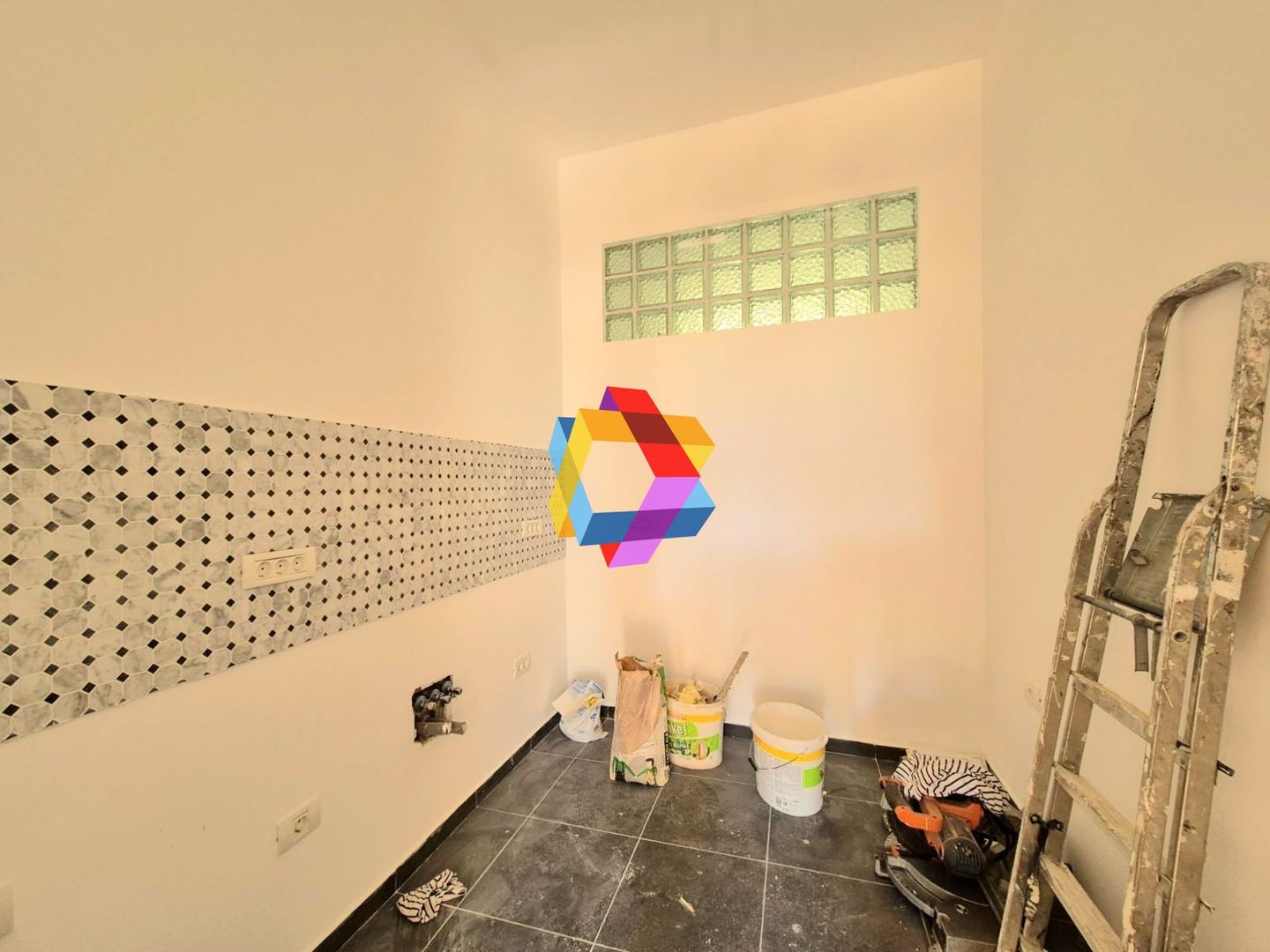 Spatiu birouri de închiriat Brasov - 80 mp # plus-imo.ro - Poză 9