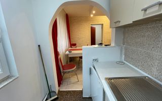 Apartament cu doua camere in zona Gh.Lazar - Poză 11