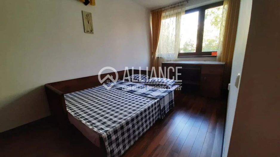 Central (cod04)-Apartament 3 camere mobilat utilat - Poză 4