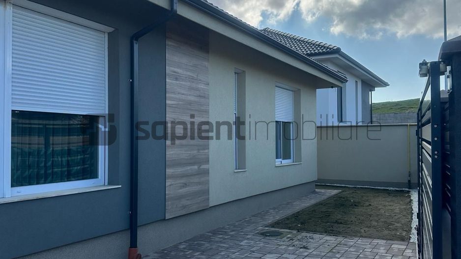 CASA NOUA DE VANZARE IN ORADEA - Poză 5