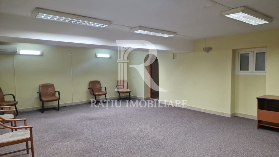 Spațiu comercial | Ideal pentru companii | Zonă centrală | Oradea - Poză 18