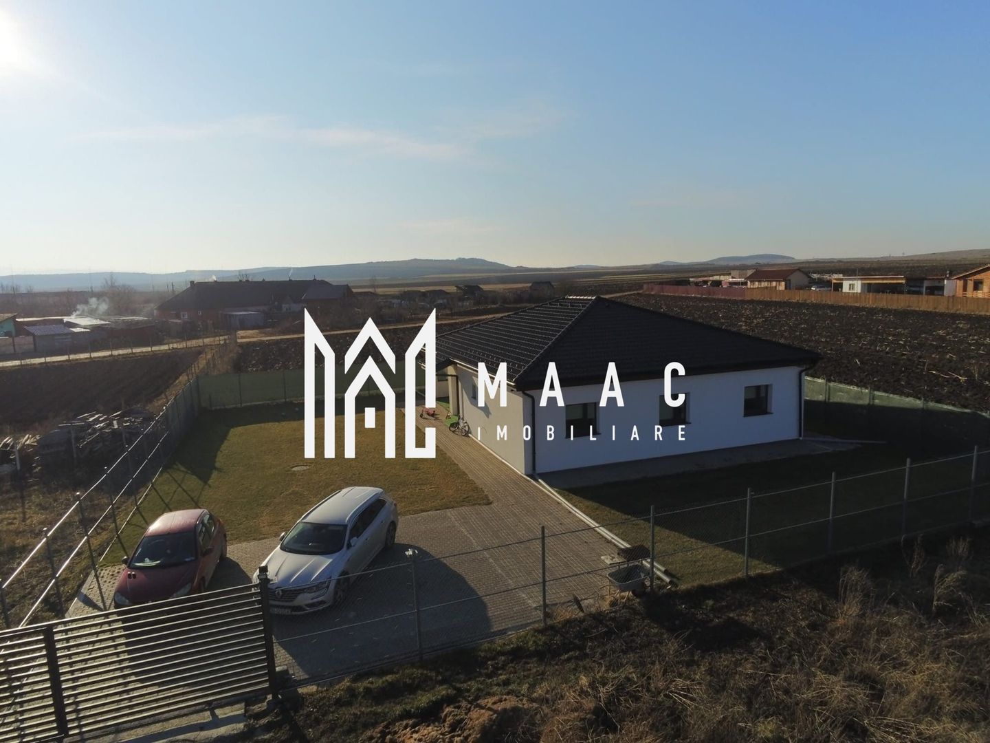 Casa Individuală I4 camere I Dependințe I Teren  890 mp - Poză 1