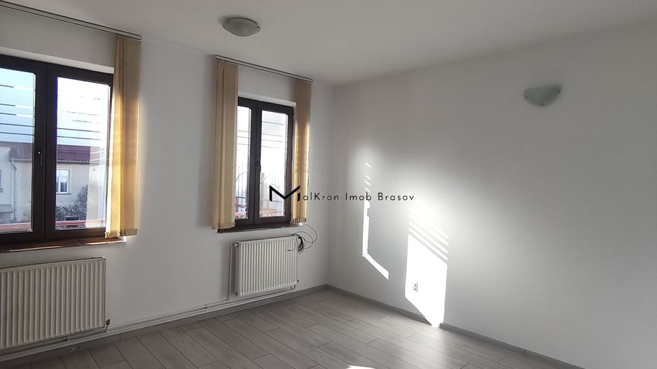 Apartament de inchiria 400 Centrul Civic - Schiță 2