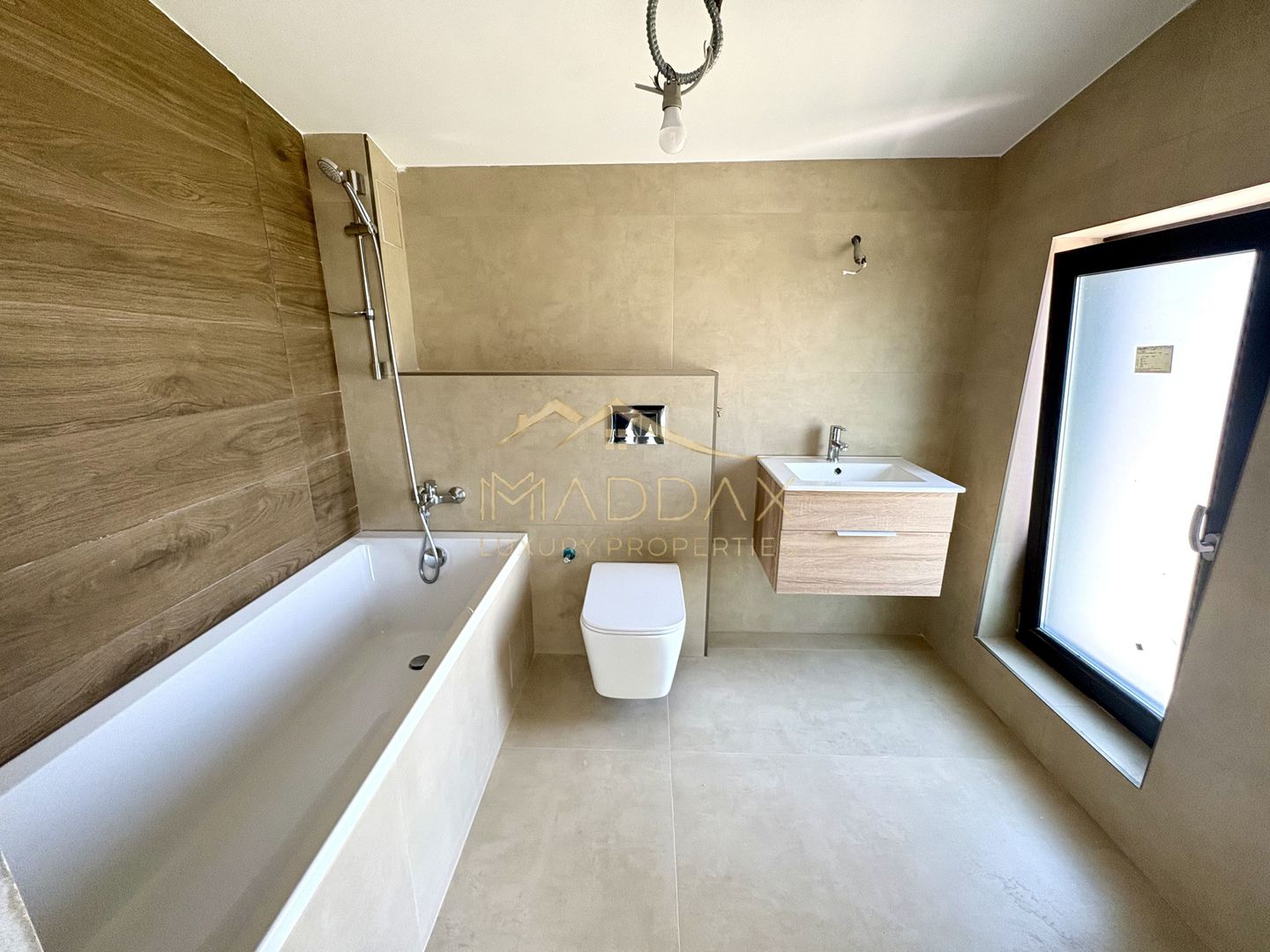 Vila Premium cu 6 camere Tunari  P+1+M ~ Exclusivitate - Poză 65