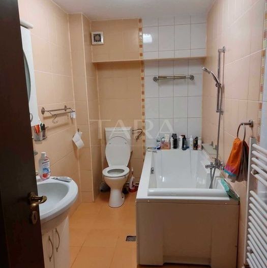 Apartament cu 3 camere pe două nivele – Mănăștur, zona Mehedinți. - Poză 7