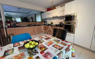Casa de inchiriat cu 5 camere  in zona Nufaru, Oradea. - Poză 7
