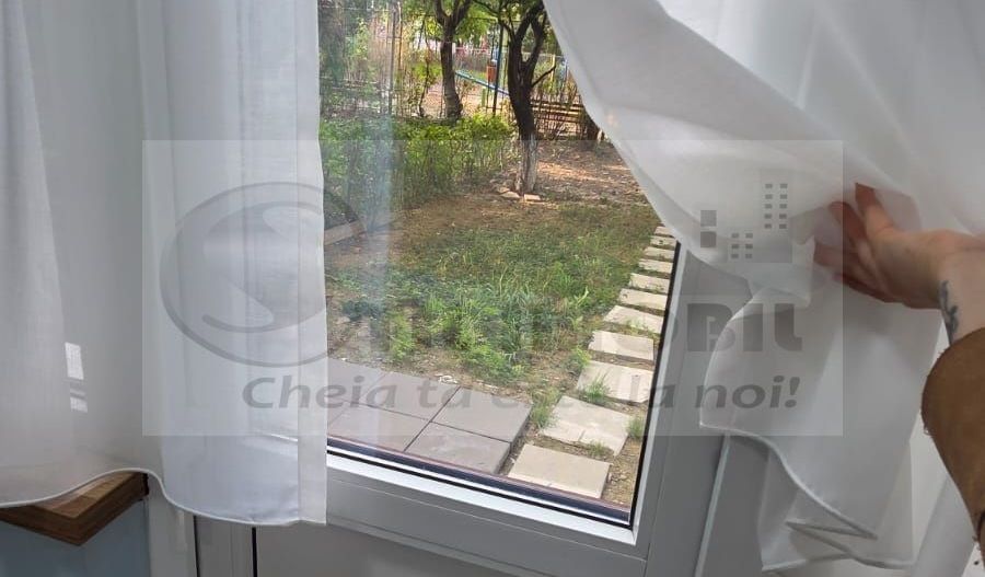 Apartament 3 camere decomandat  Podu Ros Cotnari 150.000 euro - Poză 6