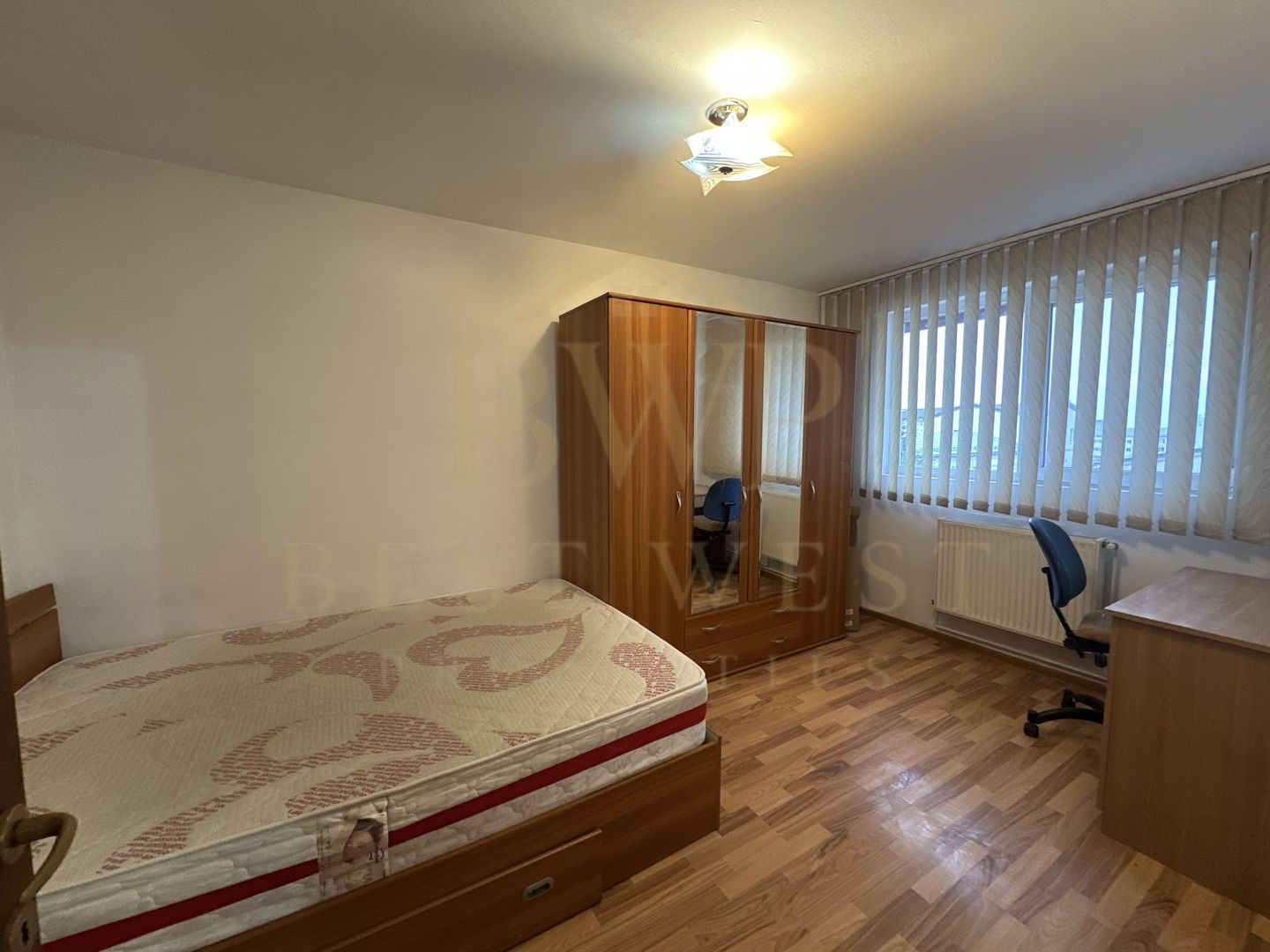 Apartament 2 camere, zona Soarelui - Poză 4