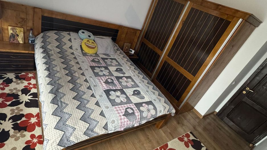 Casa 4 camere 2 bai balcon curte si 2 locuri parcare in Arhitectilor - Poză 2