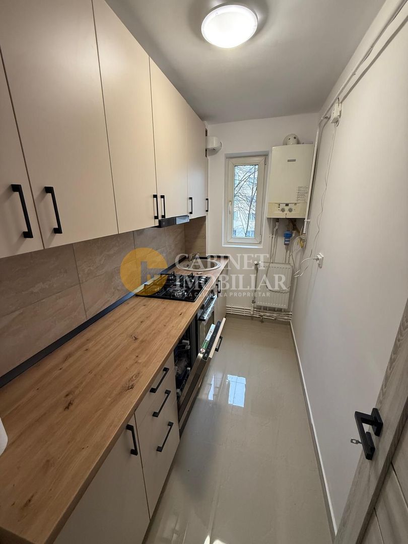 Apartament 3 camere DECOMANDAT- ETAJ 2- PACURARI ALPHA BANK - Poză 5